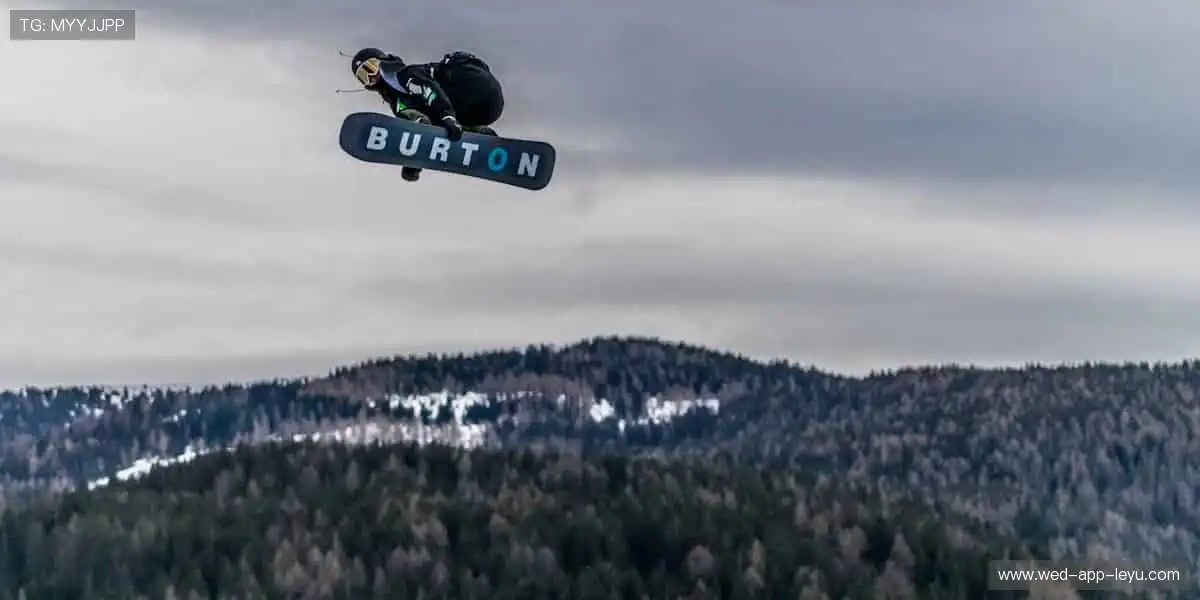 赛场瞬息万变,我们捕捉每个经典瞬间!📸⚡️